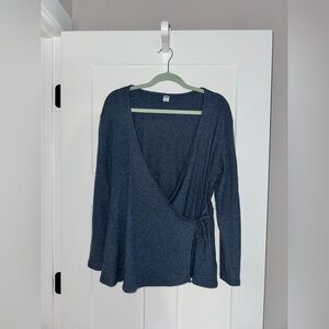 XL Blue Old Navy Wrap Shirt